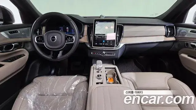 Volvo XC90 2025 — Фото 7/20