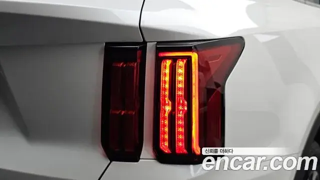 Kia Sorento 2022 — Şəkil 32/35