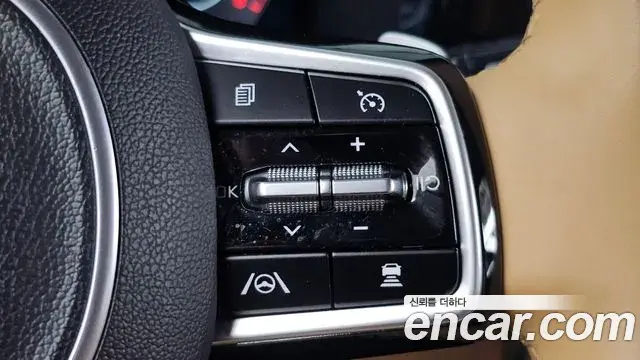 Kia Sorento 2022 — Şəkil 24/35