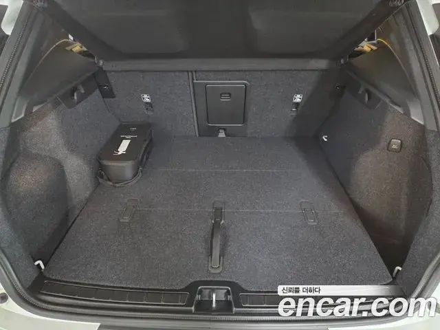 Volvo XC40 2026 — Şəkil 20/20
