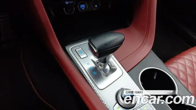 Genesis G70 2021 — ფოტო 15/20