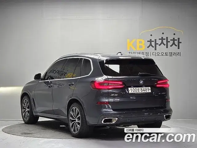BMW X5 2020 — Фото 6/20