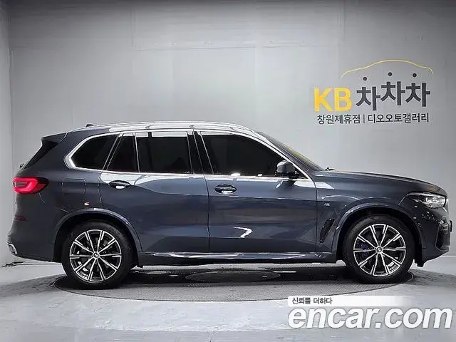 BMW X5 2020 — Фото 10/20
