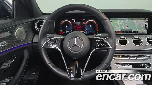 Mercedes-Benz E-Class 2022 — Фото 14/20