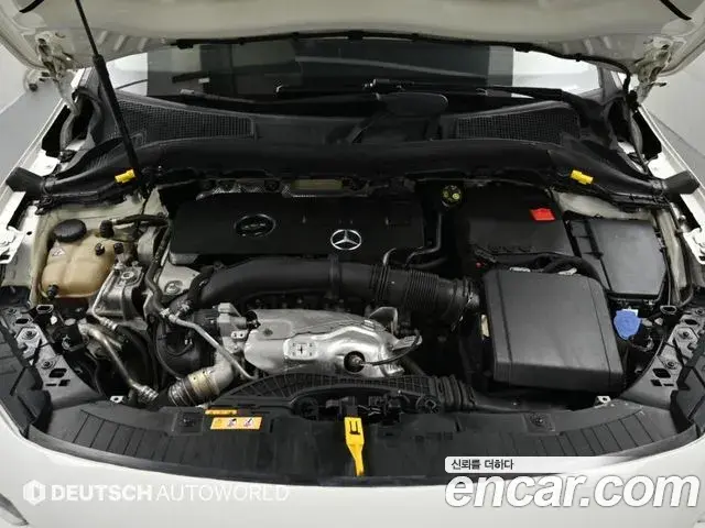 Mercedes-Benz GLA-Class 2020 — Фото 5/20