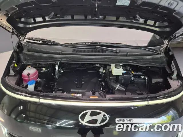 Hyundai Staria 2025 — Фото 20/20
