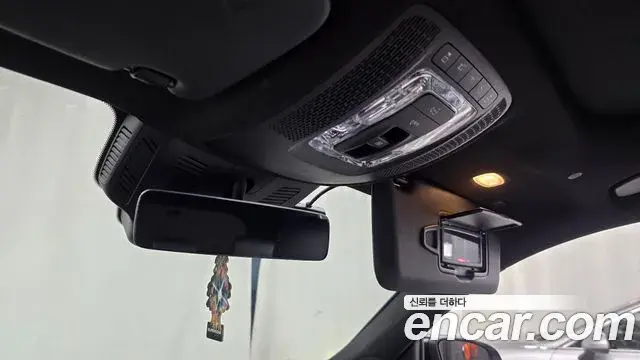 Mercedes-Benz GLB-Class 2022 — ფოტო 18/20