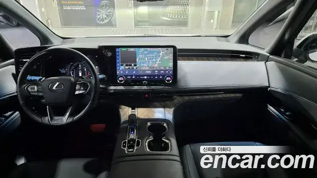 Lexus LM 2025 — ფოტო 6/20