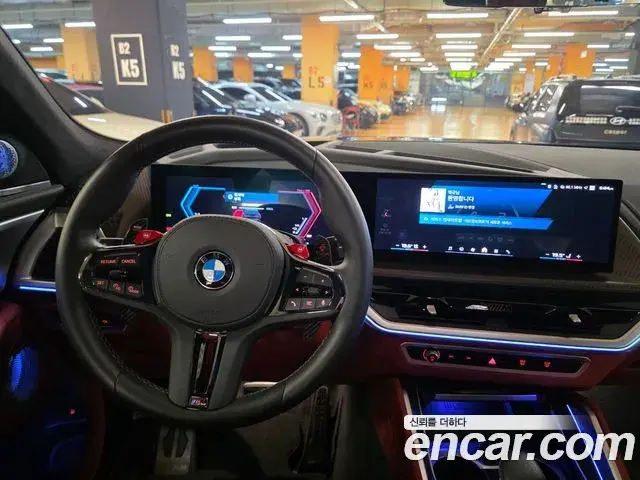 BMW XM 2025 — Фото 13/20