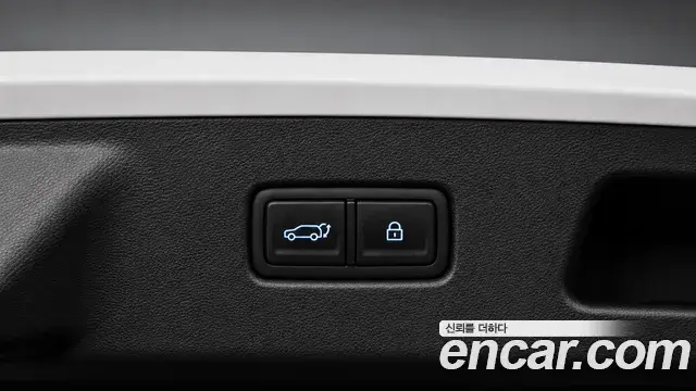 Hyundai Santa Fe 2023 — Фото 17/19
