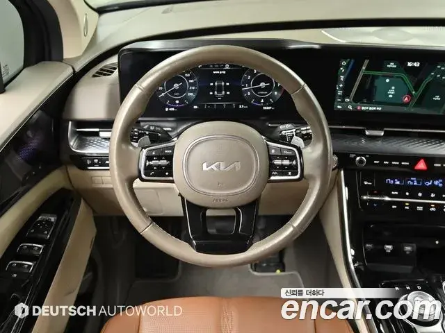 Kia Carnival 2023 — Фото 13/20