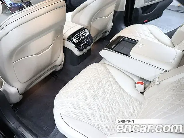 Mercedes-Benz S-Class 2022 — ფოტო 8/20