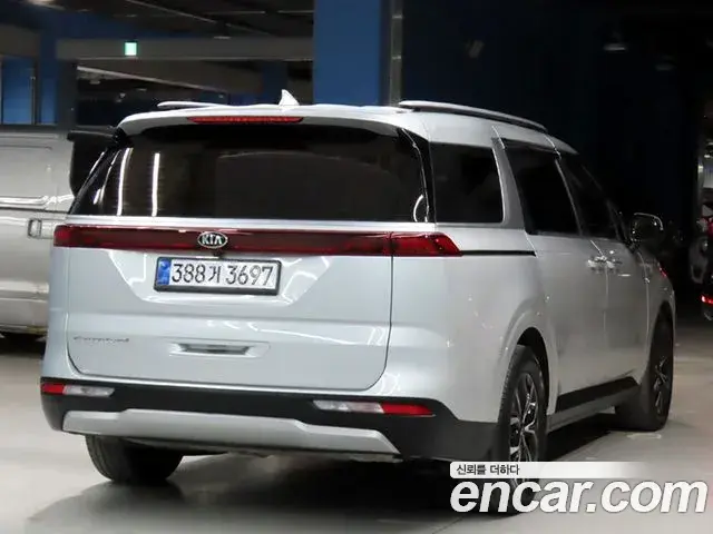 Kia Carnival 2021 — Photo 3/20