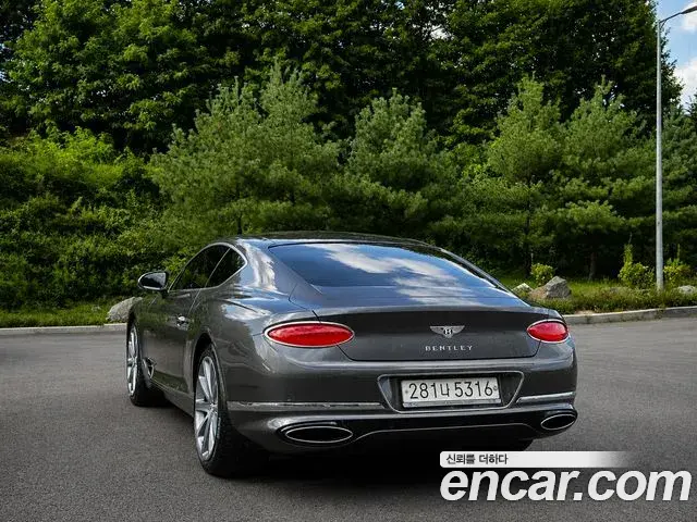Bentley Continental GT 2019 — Фото 3/20