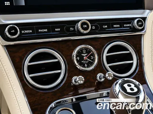 Bentley Continental GT 2019 — Фото 14/20