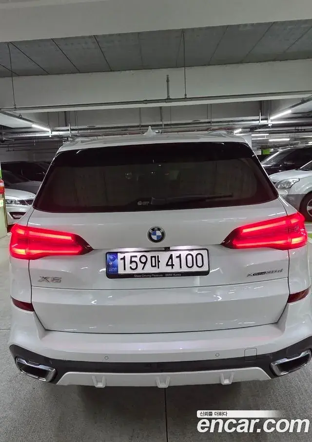 BMW X5 2021 — Фото 4/5