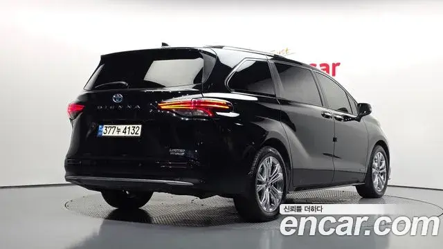 Toyota Sienna 2021 — Şəkil 4/31