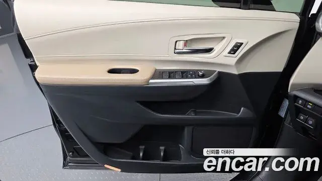 Toyota Sienna 2021 — Şəkil 2/31