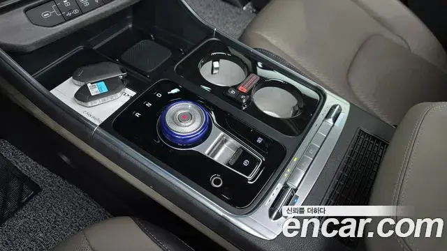 Kia Carnival 2025 — Photo 29/32