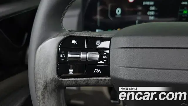 Kia Carnival 2025 — Photo 4/32