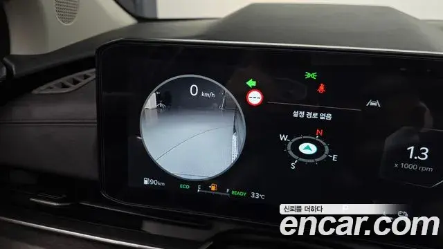 Kia Carnival 2025 — Photo 21/32