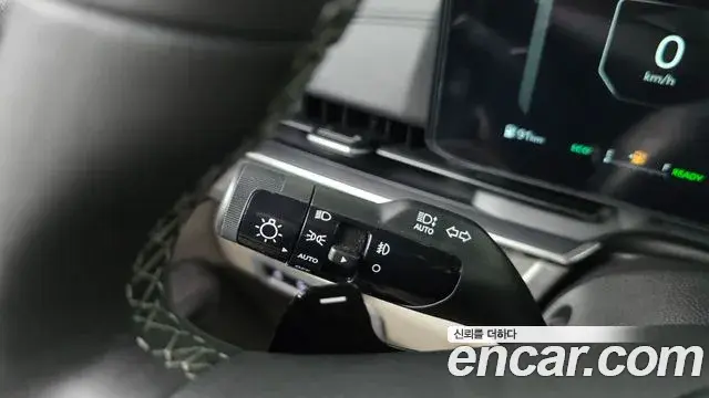 Kia Carnival 2025 — Photo 5/32