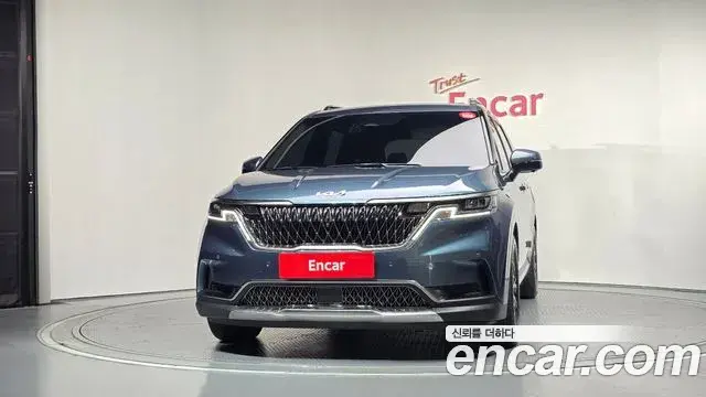 Kia Carnival 2022 — Photo 27/34