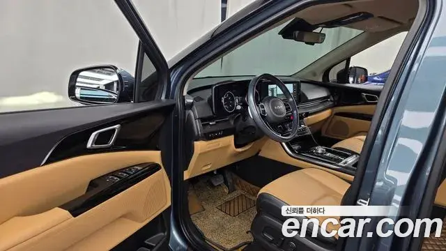 Kia Carnival 2022 — Photo 6/34