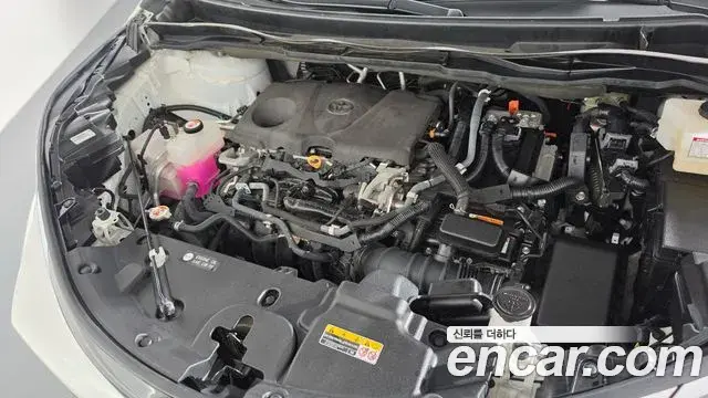 Toyota Sienna 2021 — ფოტო 37/38