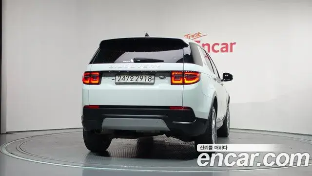 Land Rover Discovery Sport 2020 — Фото 4/20