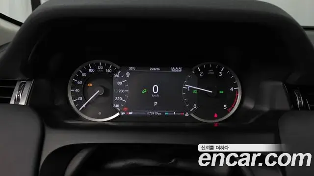 Land Rover Discovery Sport 2020 — Фото 8/20