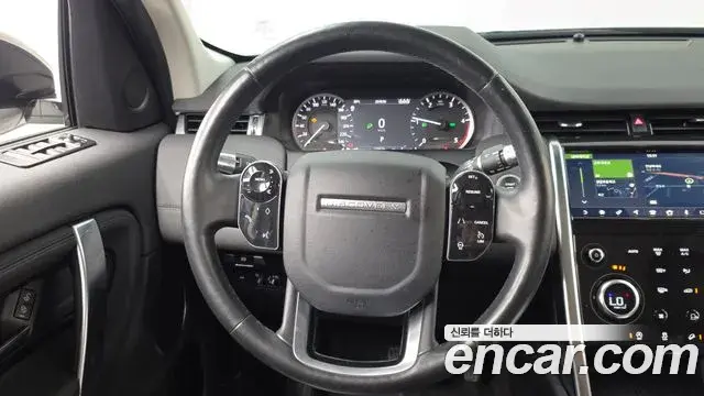 Land Rover Discovery Sport 2020 — Фото 13/20