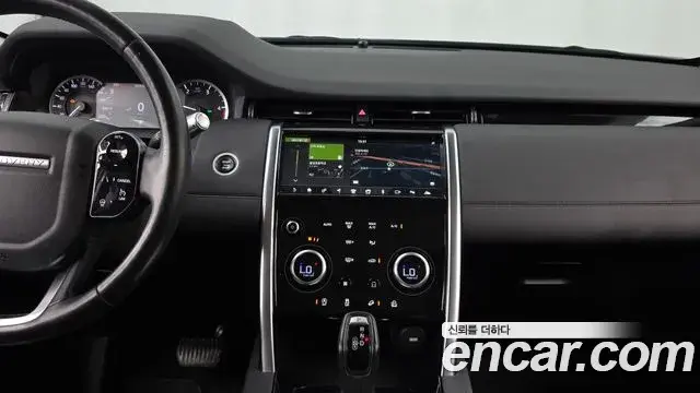 Land Rover Discovery Sport 2020 — Фото 14/20