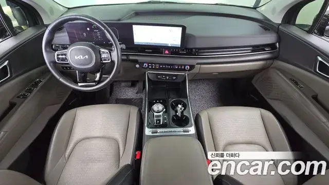 Kia Carnival 2024 — Photo 20/33