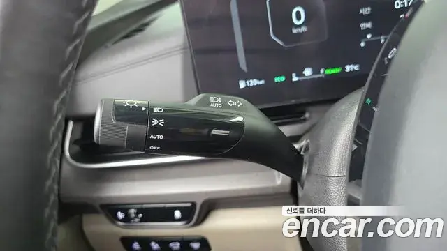 Kia Carnival 2024 — Photo 19/33