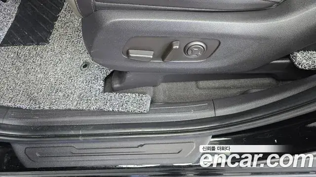 Kia Carnival 2024 — Photo 6/33
