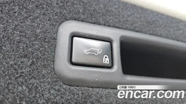 Lexus RX450h 2019 — Photo 17/32