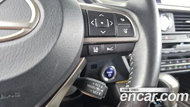 Lexus RX450h 2019 — Photo 6/32