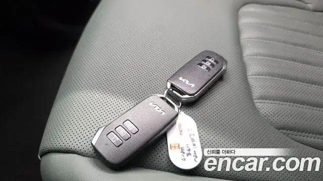 Kia Sportage 2024 — ფოტო 19/40