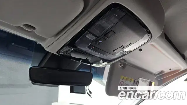 Hyundai Staria 2021 — Фото 19/20