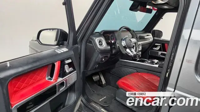 Mercedes-Benz G-Class 2022 — ფოტო 29/35