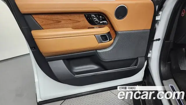 Land Rover Range Rover 2020 — Şəkil 34/40