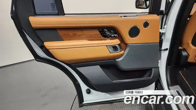 Land Rover Range Rover 2020 — Şəkil 13/40