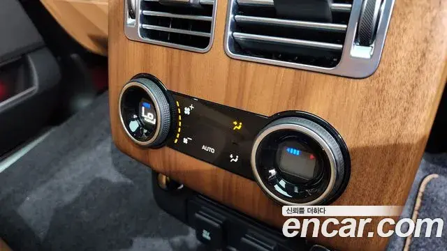 Land Rover Range Rover 2020 — Şəkil 21/40
