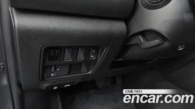 Renault Samsung QM6 2022 — Фото 19/20