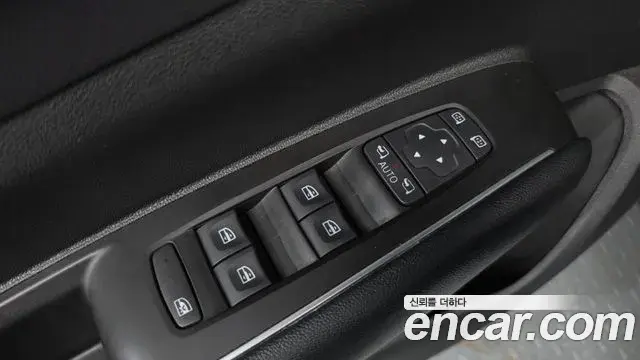 Renault Samsung QM6 2022 — ფოტო 18/33