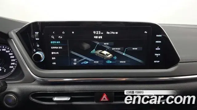 Hyundai Sonata 2021 — Фото 18/20