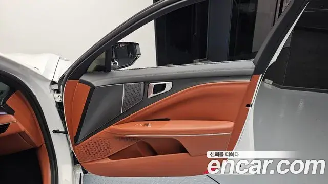 Kia K8 2025 — Şəkil 27/35