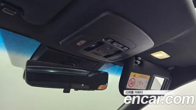 Toyota Camry 2025 — Şəkil 12/31