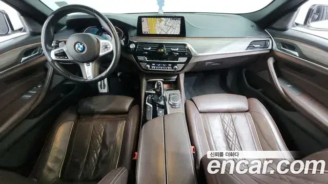 BMW 5 Series 2020 — Фото 7/20